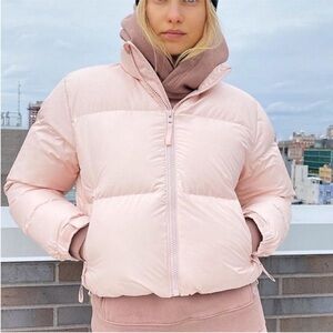 Aritzia Mega Puff Shorty